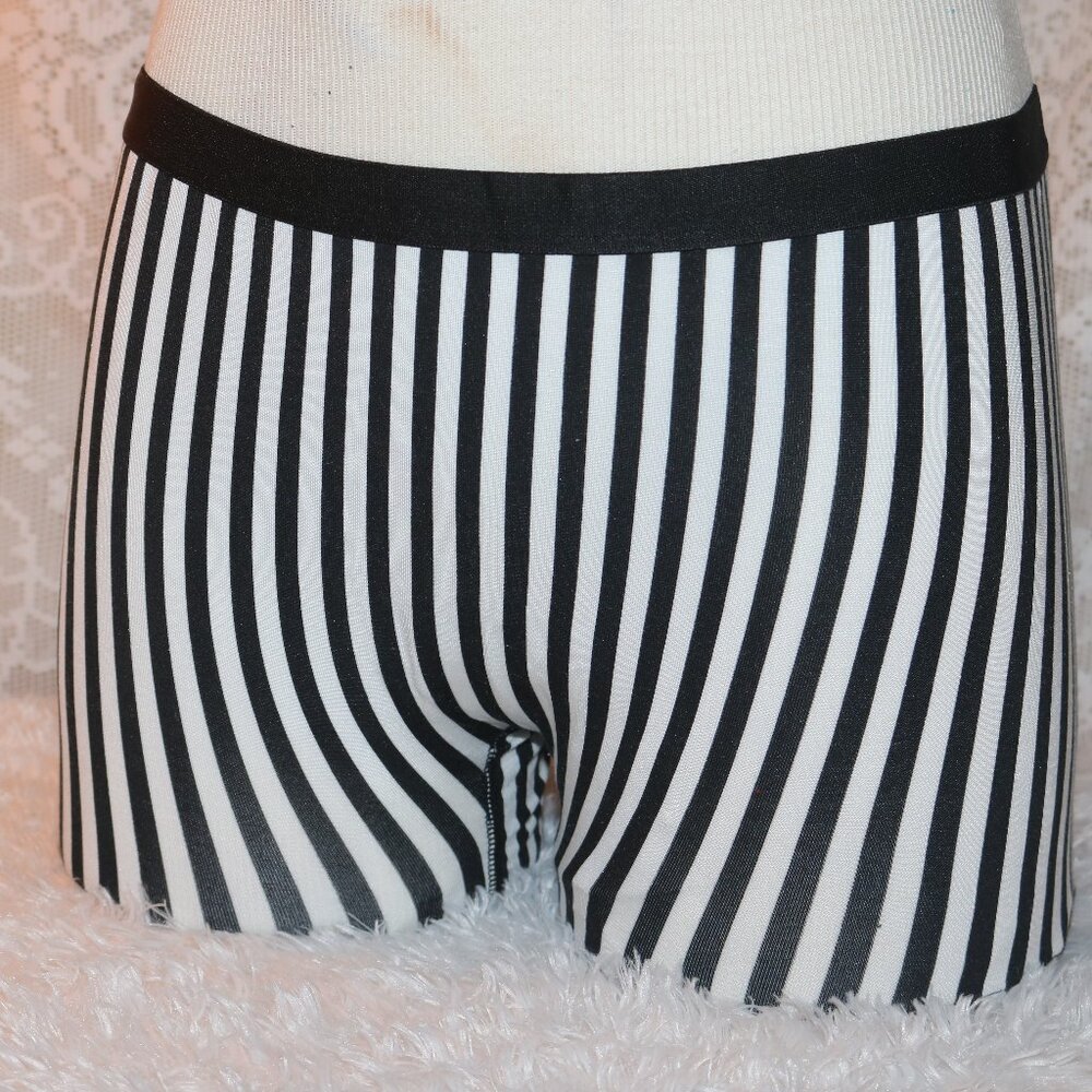 MeUndies ladies boyshorts referee medium